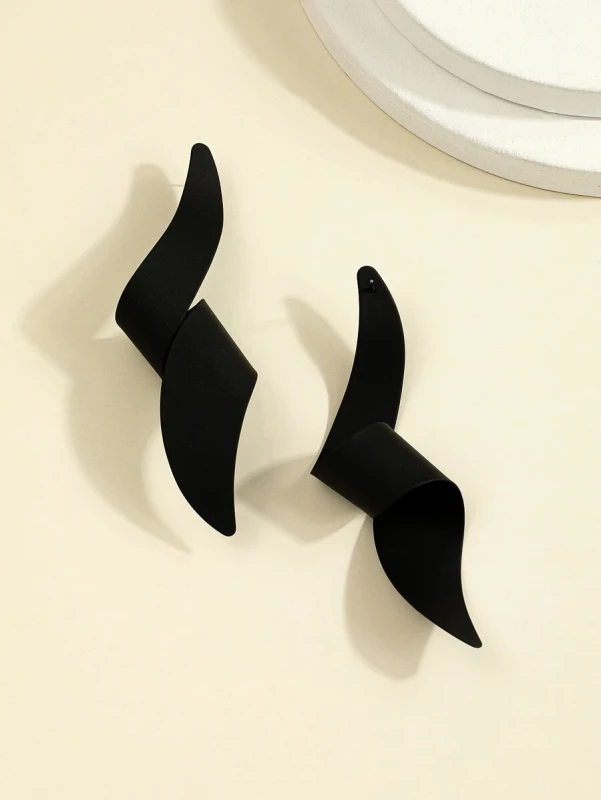 Kolczyki Black Wave