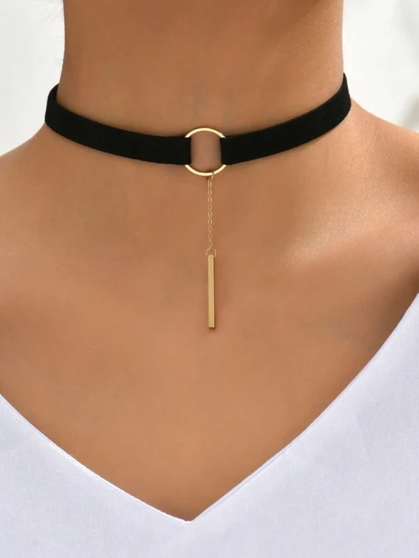 Choker Suede Pendant