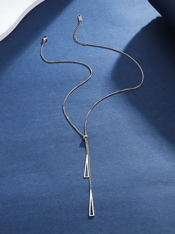 Naszyjnik krawatka Silver Triangles