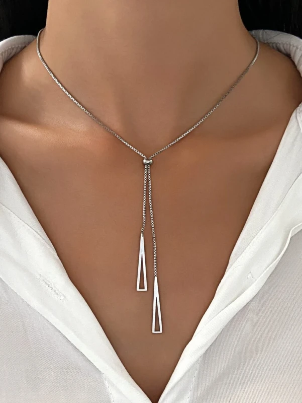 Naszyjnik krawatka Silver Triangles