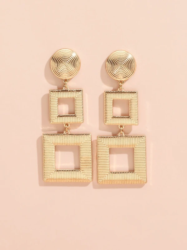 Złote wiszące kolczyki Golden Frames z okrągłym elementem u góry i dwoma geometrycznymi kwadratami (5).webp