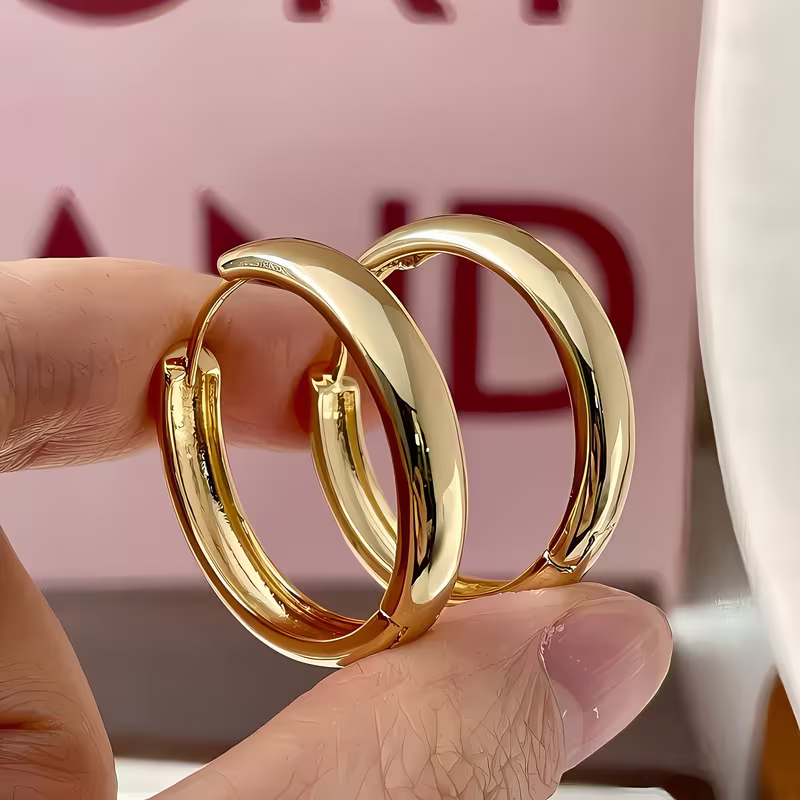 Kolczyki Solene Hoop złote koła damskie o średnicy 2,5 cm (2).webp